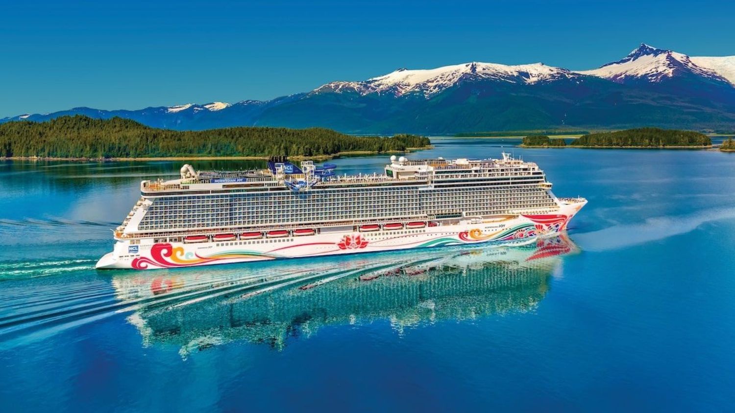 Don’t Waste Your Money: 12 Cruise “Upgrades” That Are a Total Scam