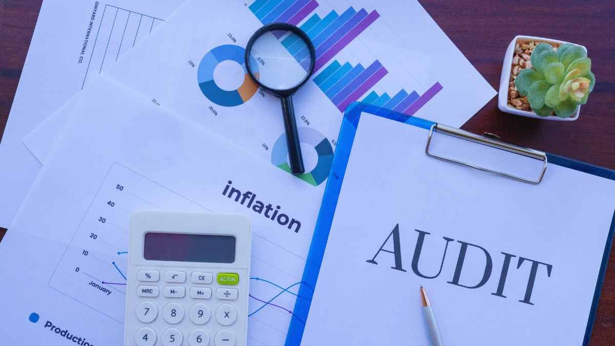 The Financial Arbitrage