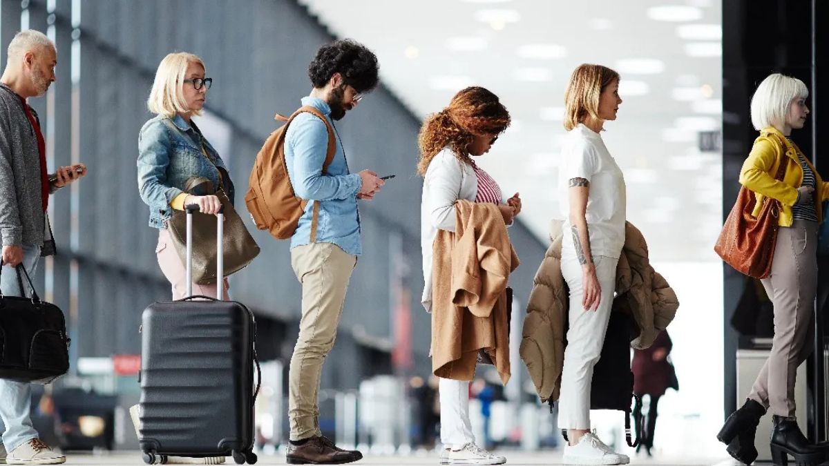 I Flew 200+ Times Last Year These 15 TSA Line Hacks Save Me 3 Hours Every Trip