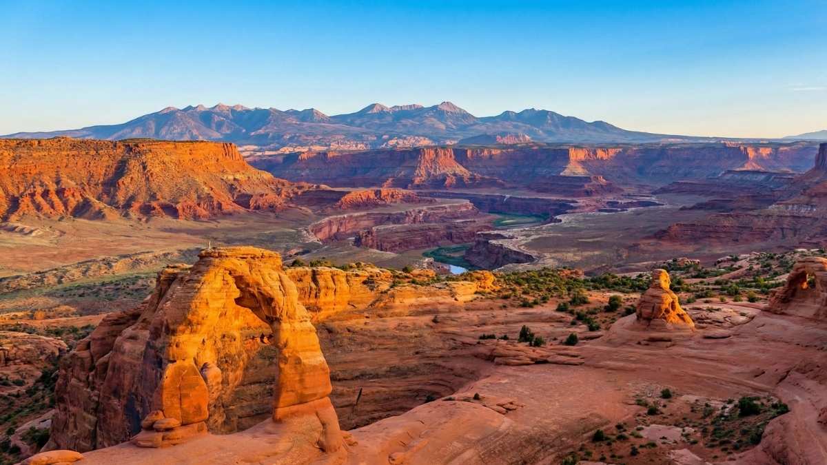 Moab, Utah (Arches & Canyonlands National Parks)