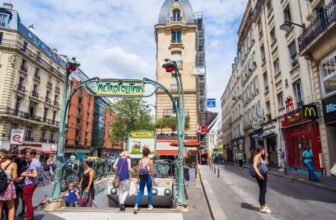 I Live in Paris 20 Metro Mistakes That Scream 'Clueless American Tourist'