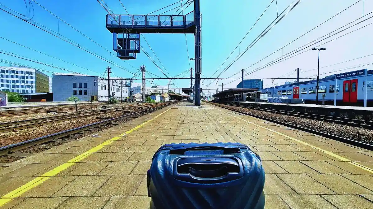 Luggage-Carriage Mismatch