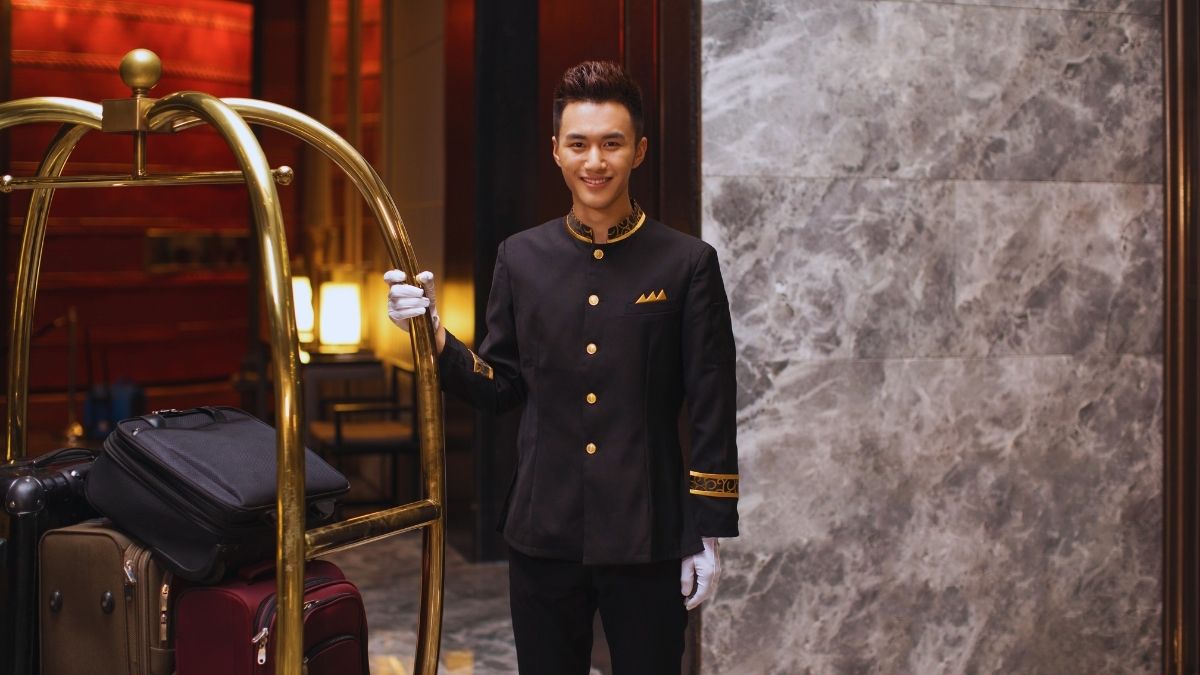 Refusing the Help of a Bellman