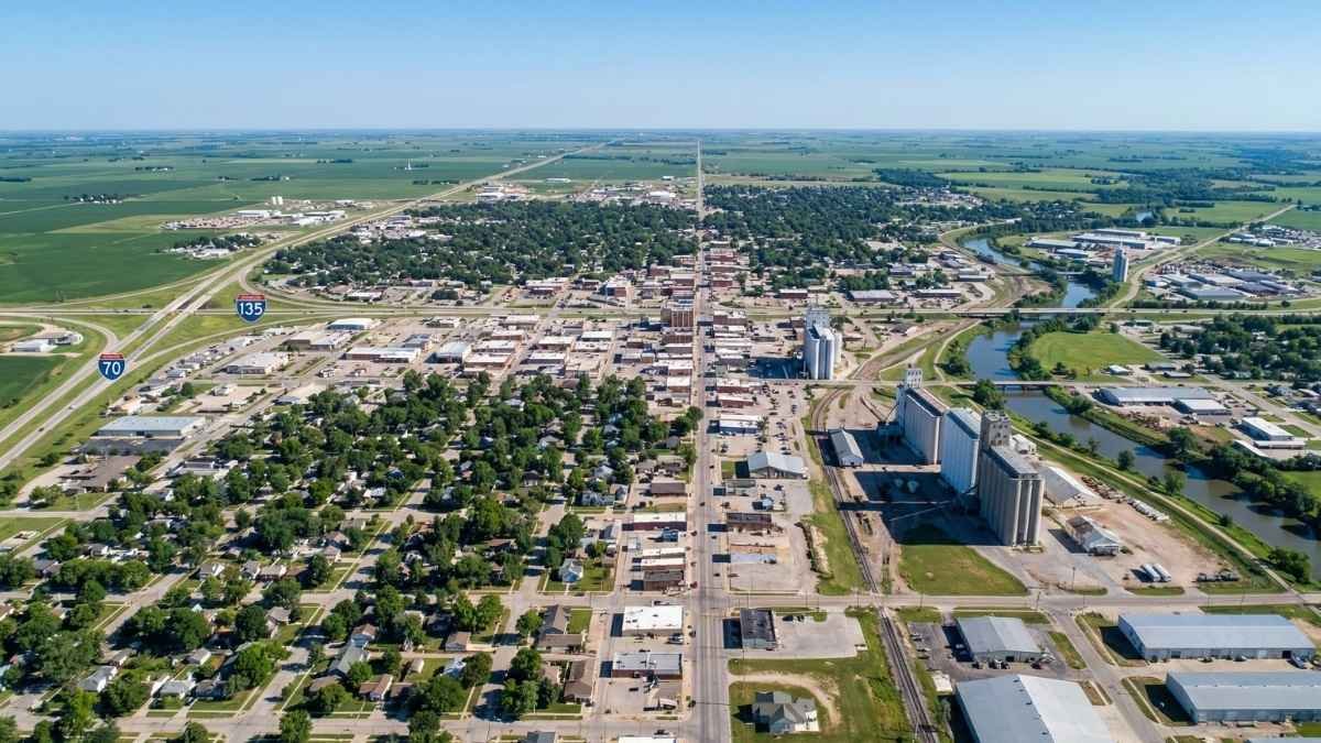 Salina, Kansas — Budget‑Smart Town with Practical Comfort