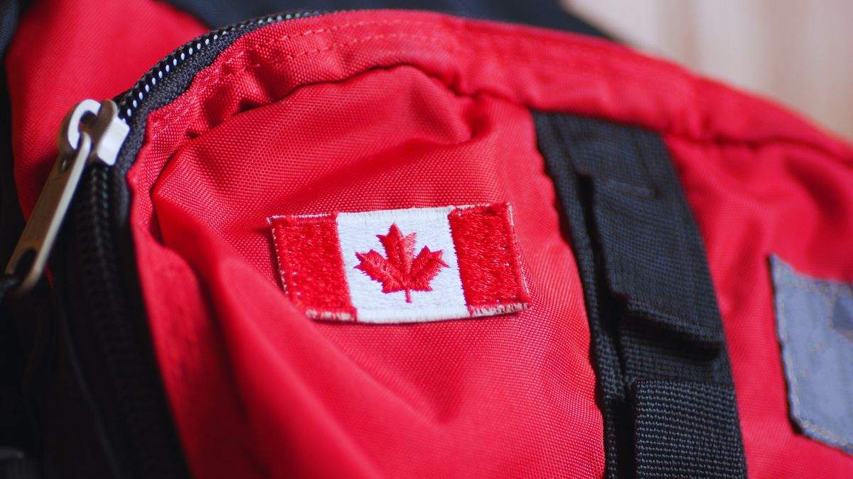 The Infamous "Canadian Flag" Luggage Trick