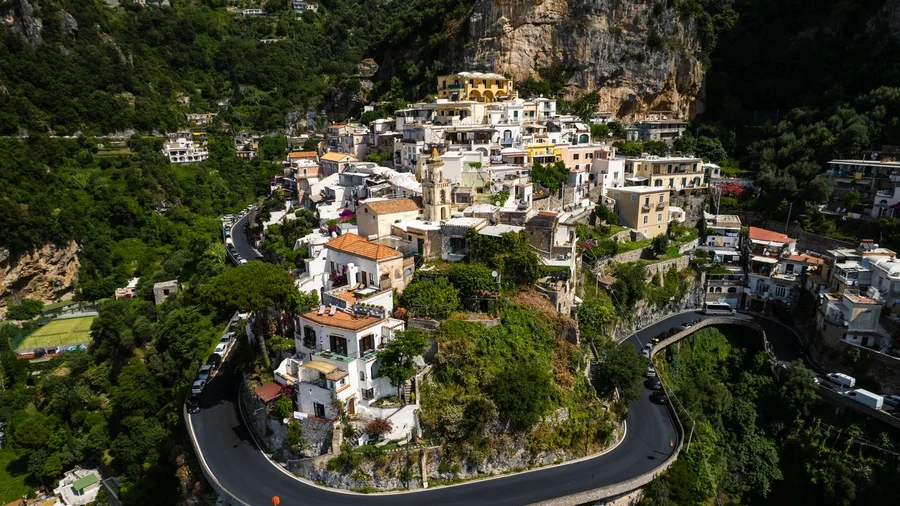 Navigate the Amalfi Coast Cliffside Drive