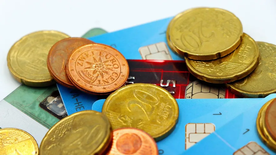 Cards Beat Cash Everywhere Except Three Countries