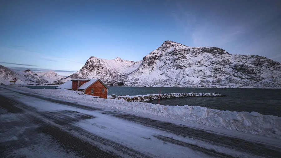 Wander Lofoten Islands, Norway