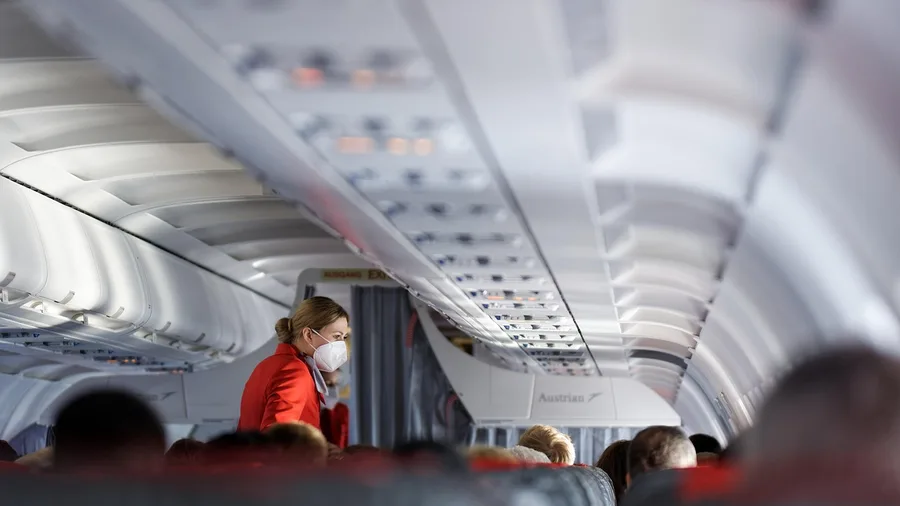 Telling Crew About a Tight Connection Triggers Real Help