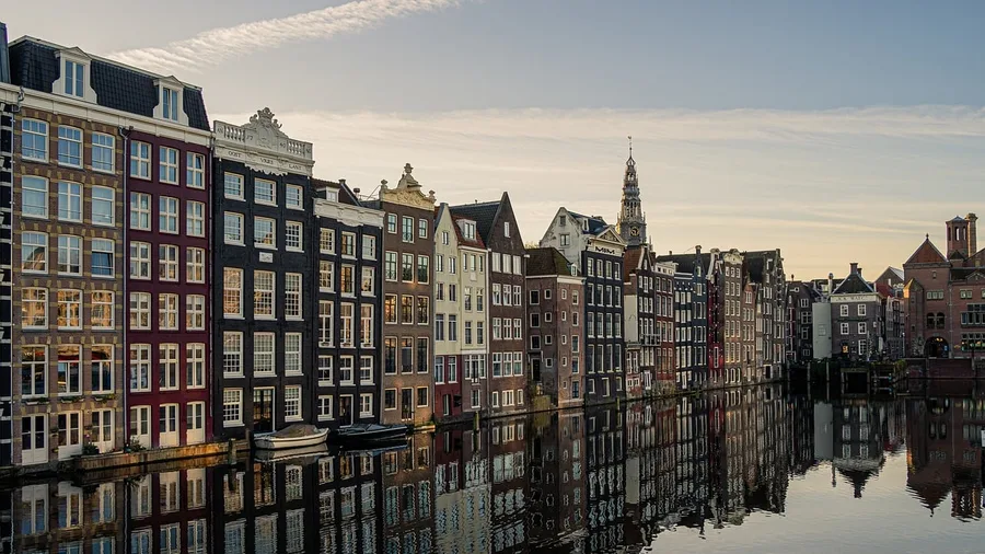 Netherlands Tightens Family Reunification Entry
