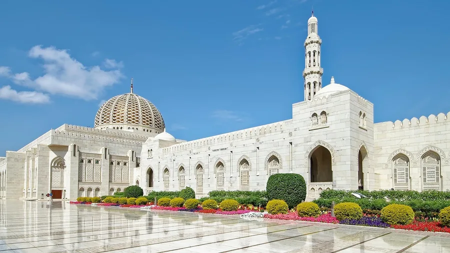 Oman: One Story That Earns the Detour