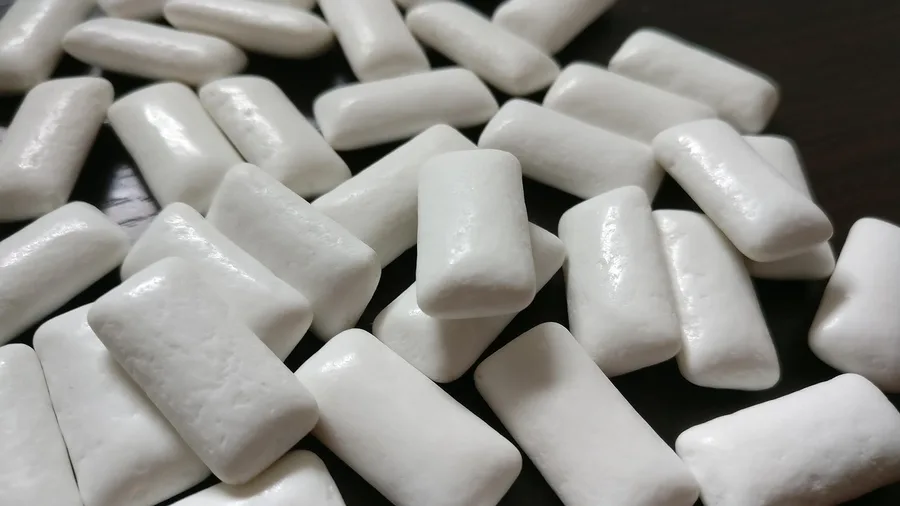 Singapore: Gum Imports Are a Real Border Issue
