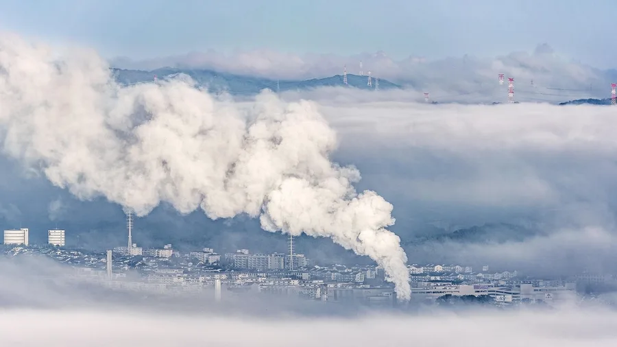 The Per-Dollar Carbon Cost Falls Steeply the Longer a Visitor Stays