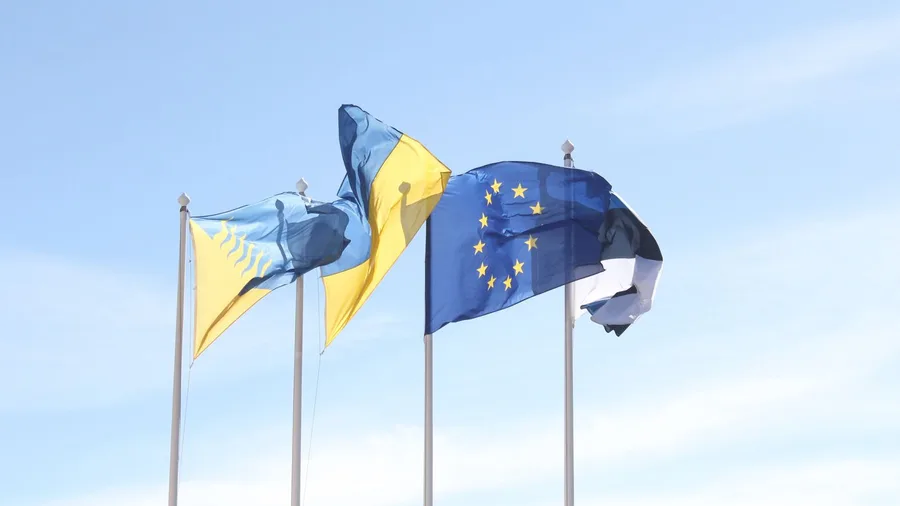 Hardening Geopolitical Blocs Are Shrinking Dual-Nationality Tolerance